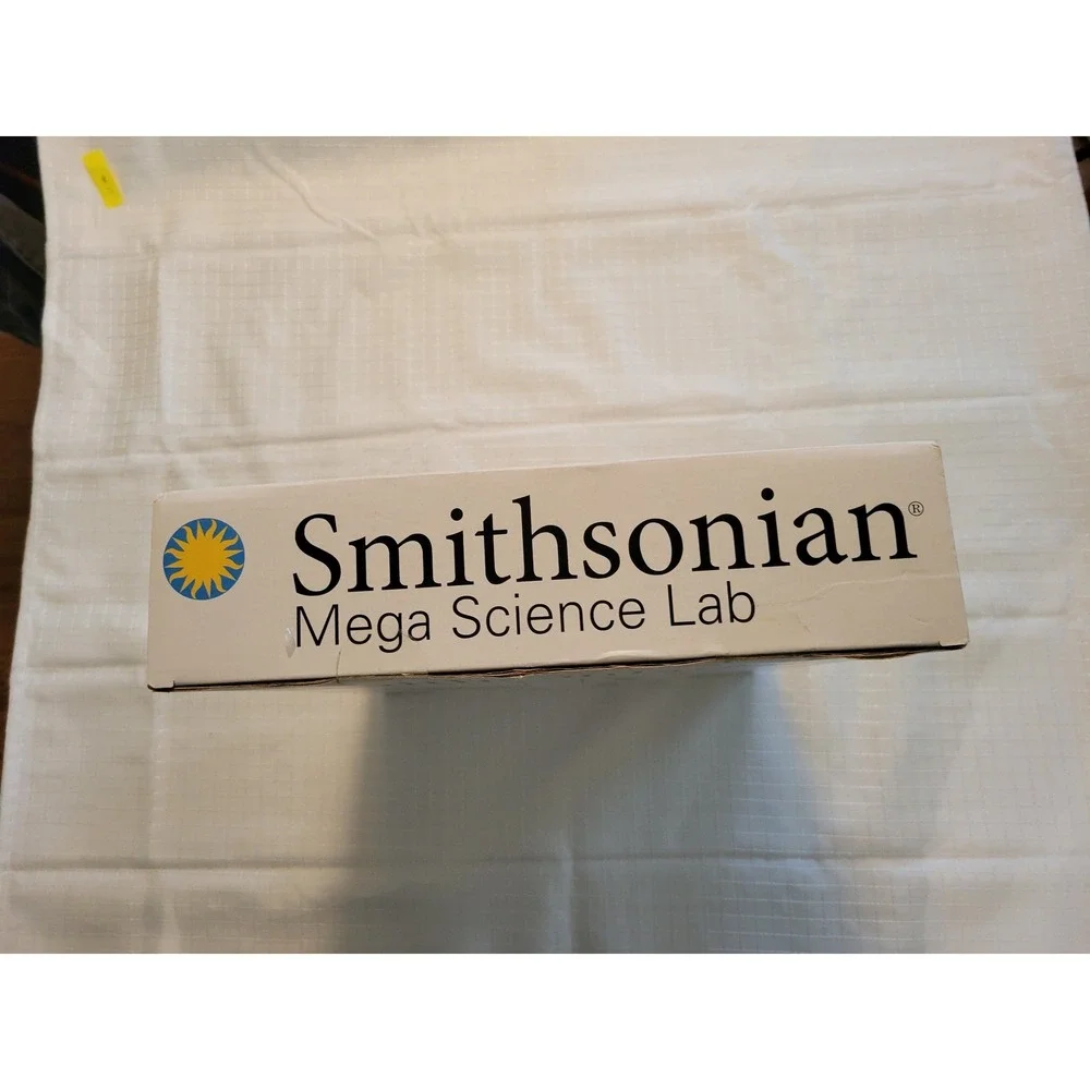 Smithsonian Mega Science Lab STEM Kit 6 Activities Volcano Dino Dig Crystal